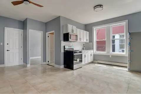 $3,150 | 658 Watkins Street, Unit 2R | Brownsville