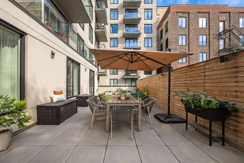 $2,850,000 | 308 North 7th Street, Unit 2F | Williamsburg