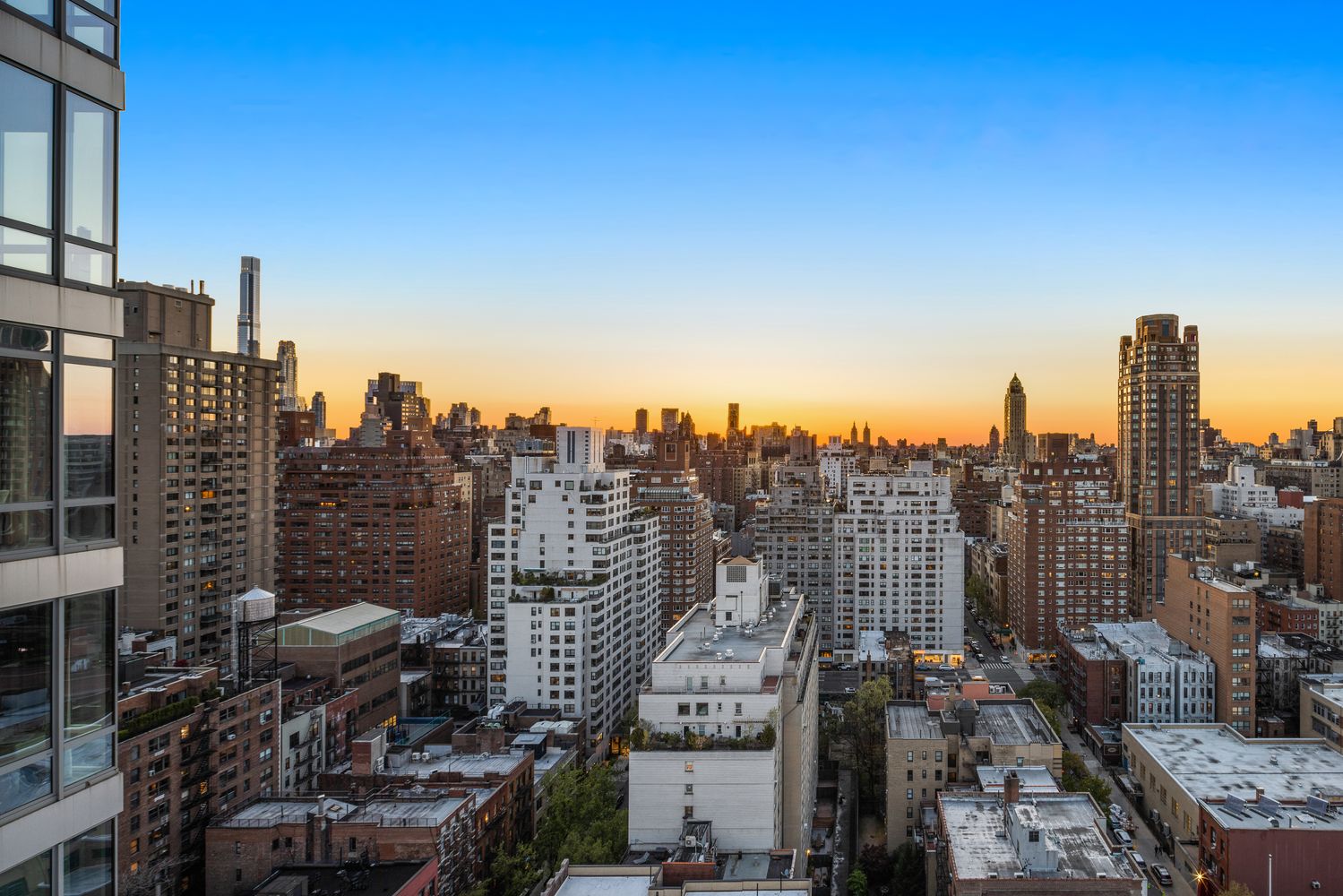 255 East 74th Street, Unit 21C Manhattan, NY 10021 - Photo 14 of 17