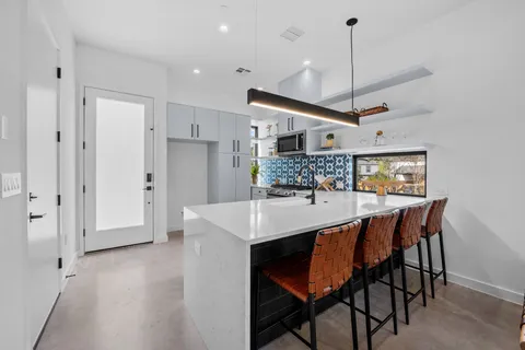 $579,000 | 219 Lessin Lane, Unit 10A, Austin, TX 78704