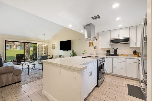 $289,000 | 40733 La Costa Circle East, Palm Desert, CA 92211