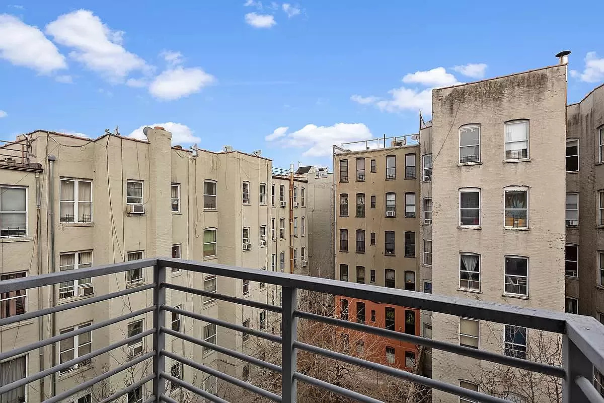 371 West 126th Street, Unit 5B Manhattan, NY 10027 - Photo 5 of 6 a view of a building