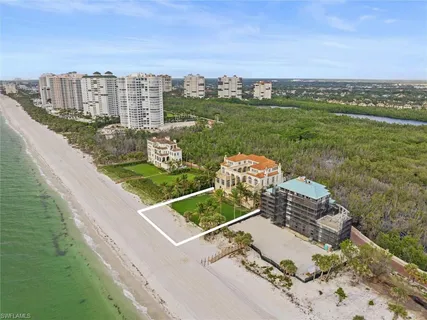 $24,000,000 | 7613 Bay Colony Drive, Naples, FL 34108
