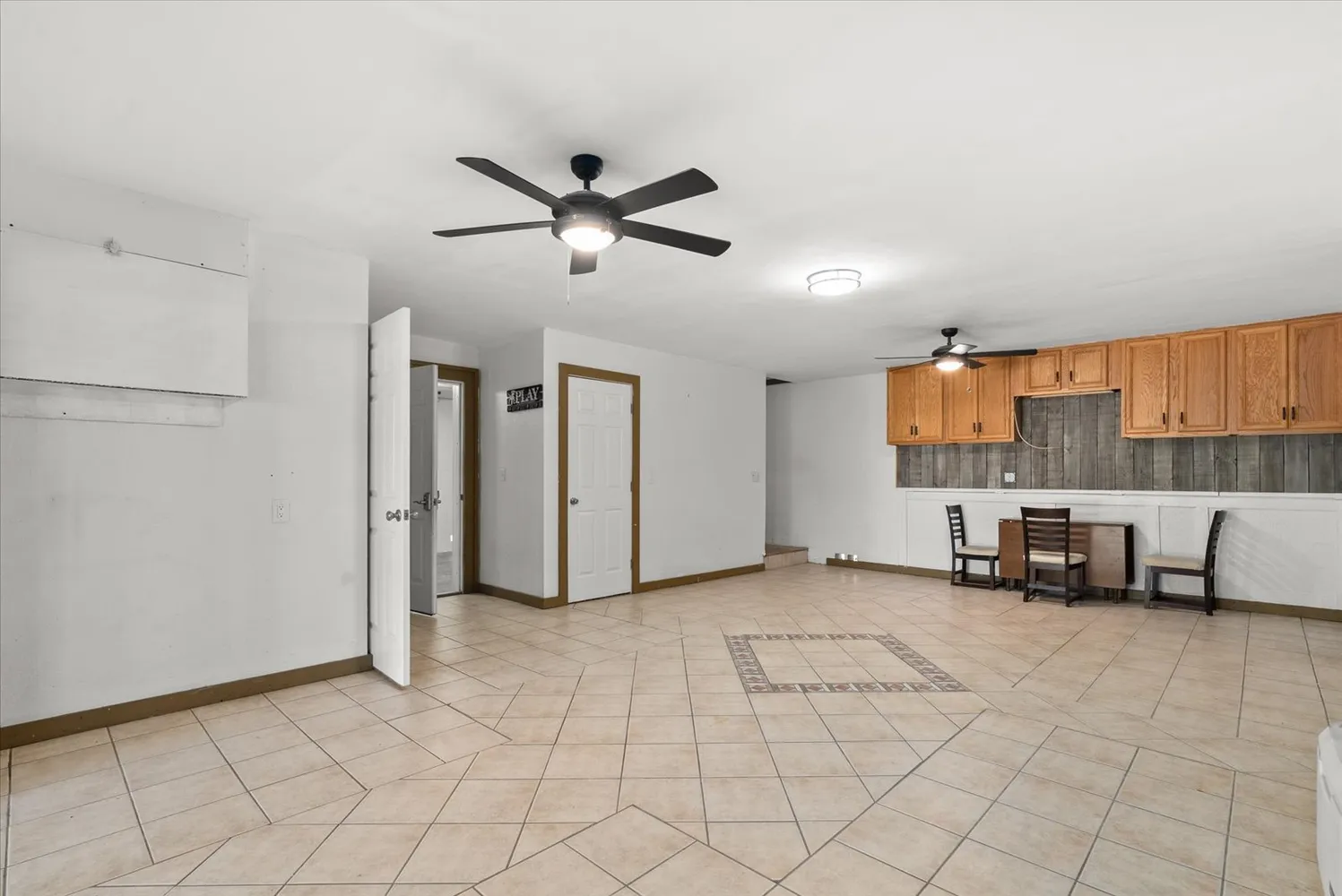 $574,900 | Undisclosed Address, Ruskin, FL 33570