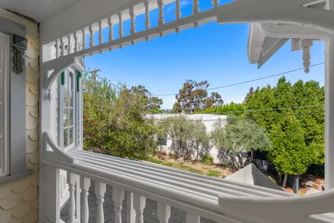 $2,300,000 | 921 Court Way, San Diego, CA 92103