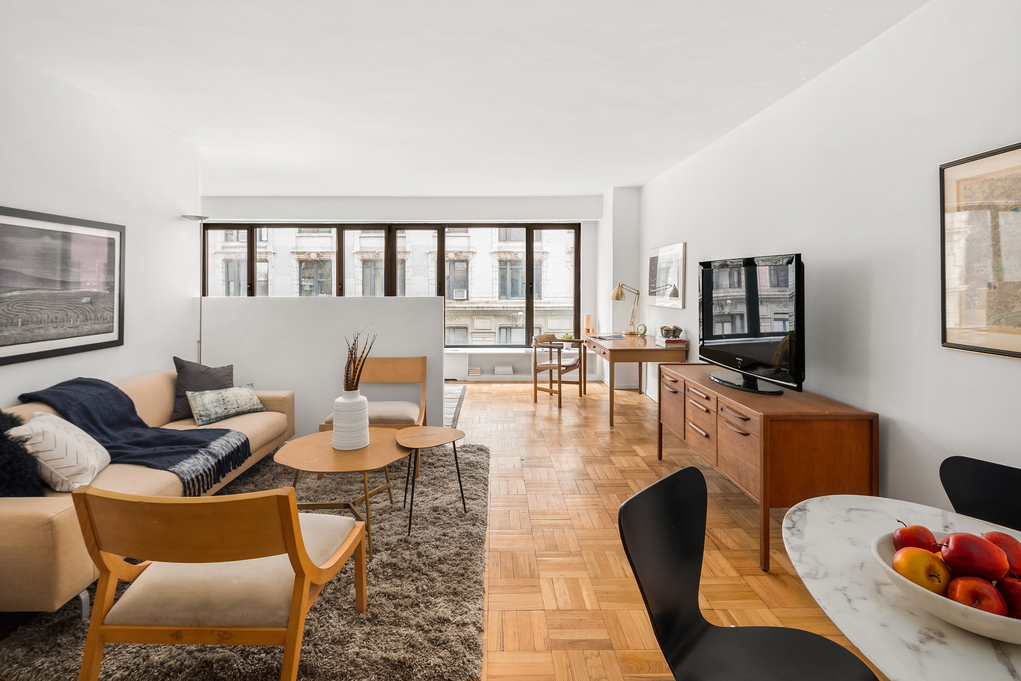 200 Central Park South, Unit 6K Manhattan, NY 10019 - Photo 2 of 8