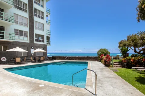 $700,000 | 2957 Kalākaua Avenue, Unit 501, Honolulu, HI 96815