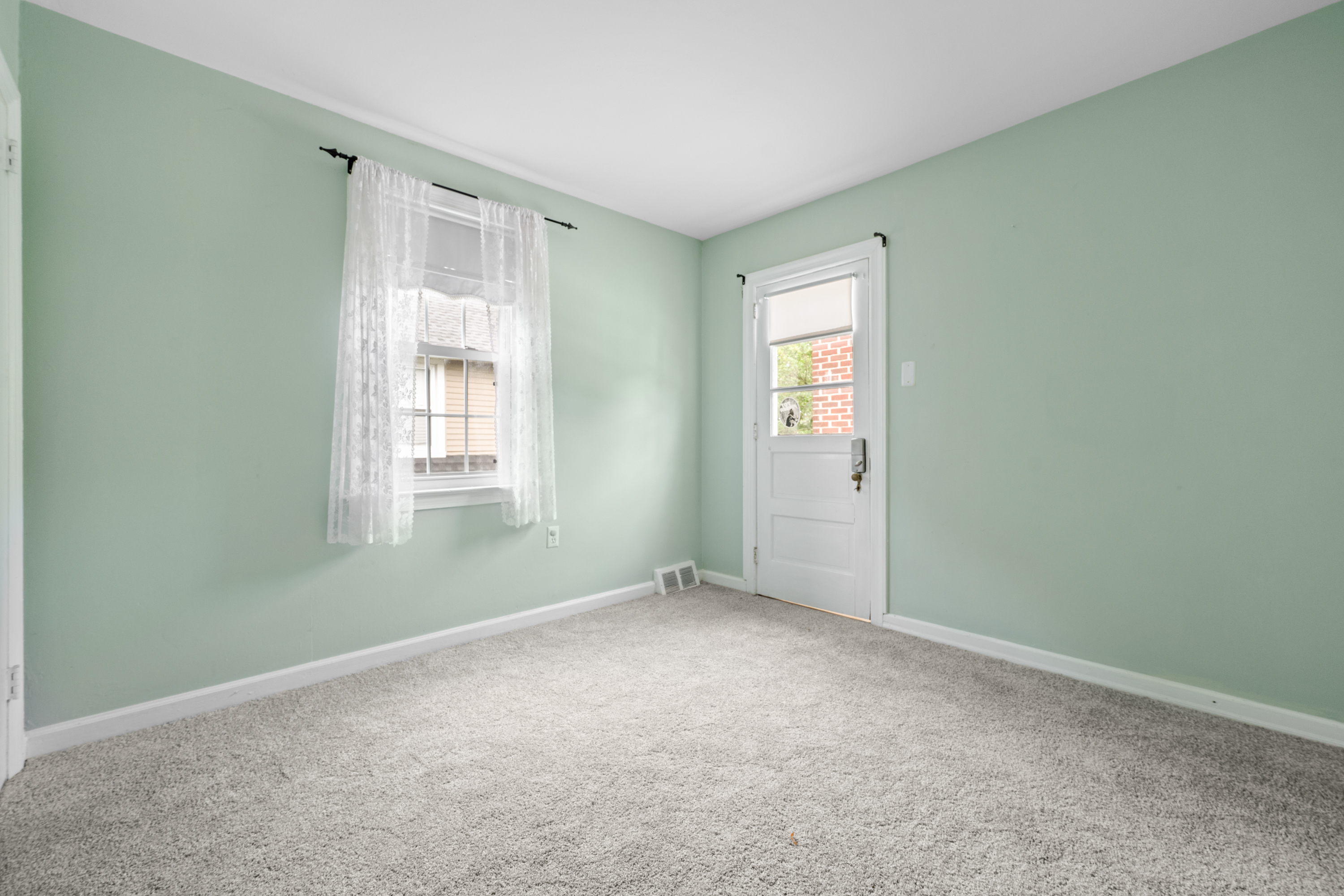 77 Forest Road Springfield, PA 19064 - Photo 20 of 31