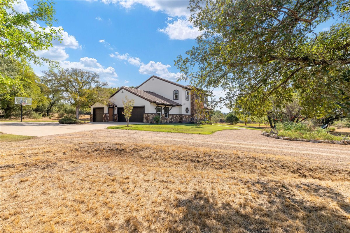 23802 Oscar Road Spicewood, TX 78669 - Photo 38 of 40 Gallery Image 38