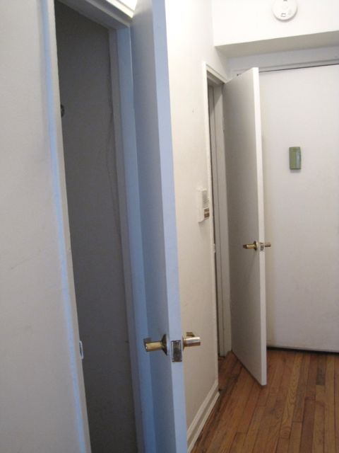 445 West 48th Street, Unit 2D Manhattan, NY 10036 - Photo 2 of 3
