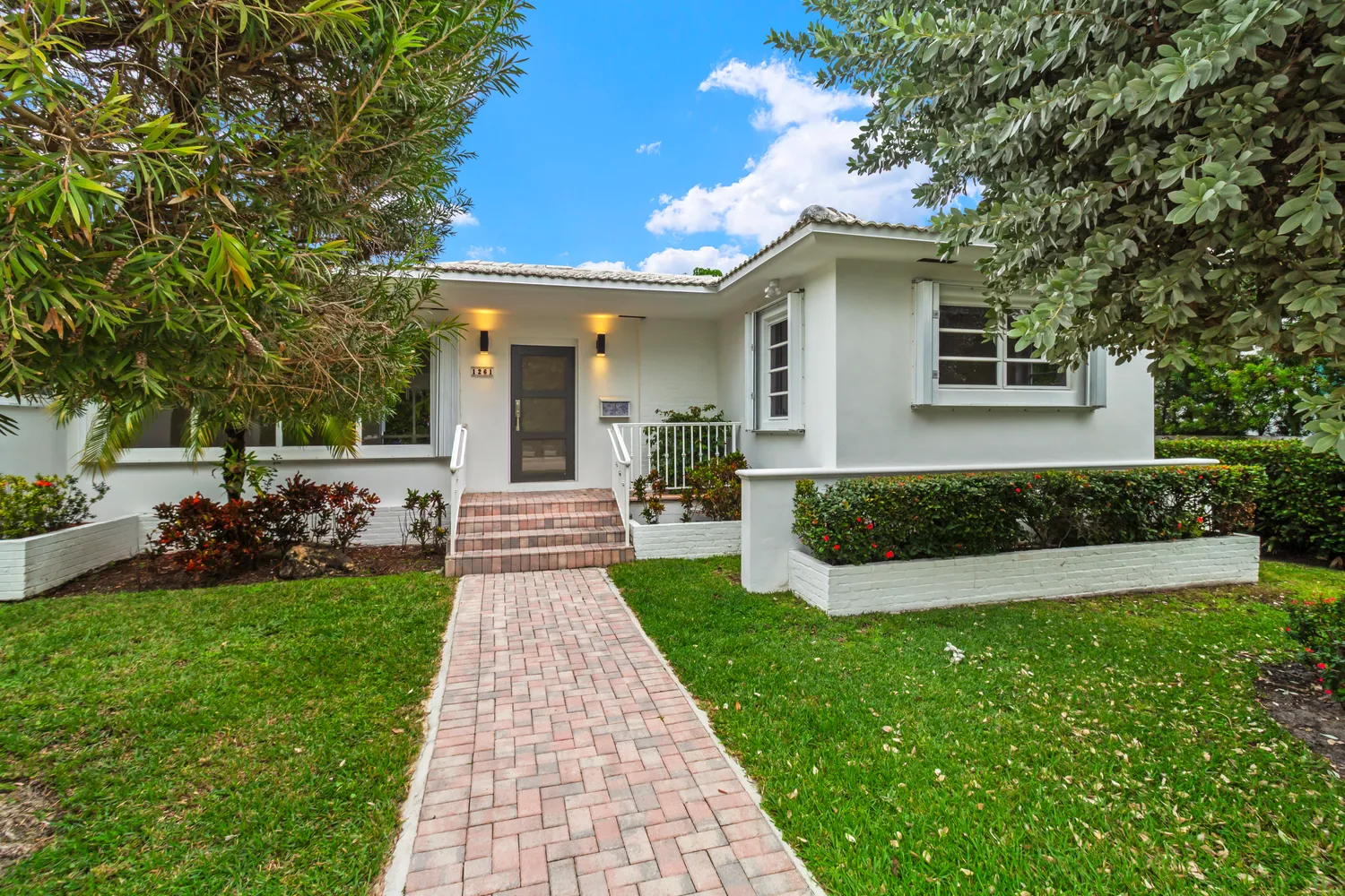 $13,900 | 1261 98th Street, Bay Harbor Islands, FL 33154