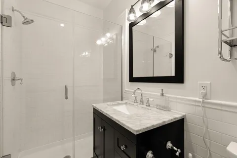 $1,350,000 | 502 12th Street Northeast, Washington, DC 20002