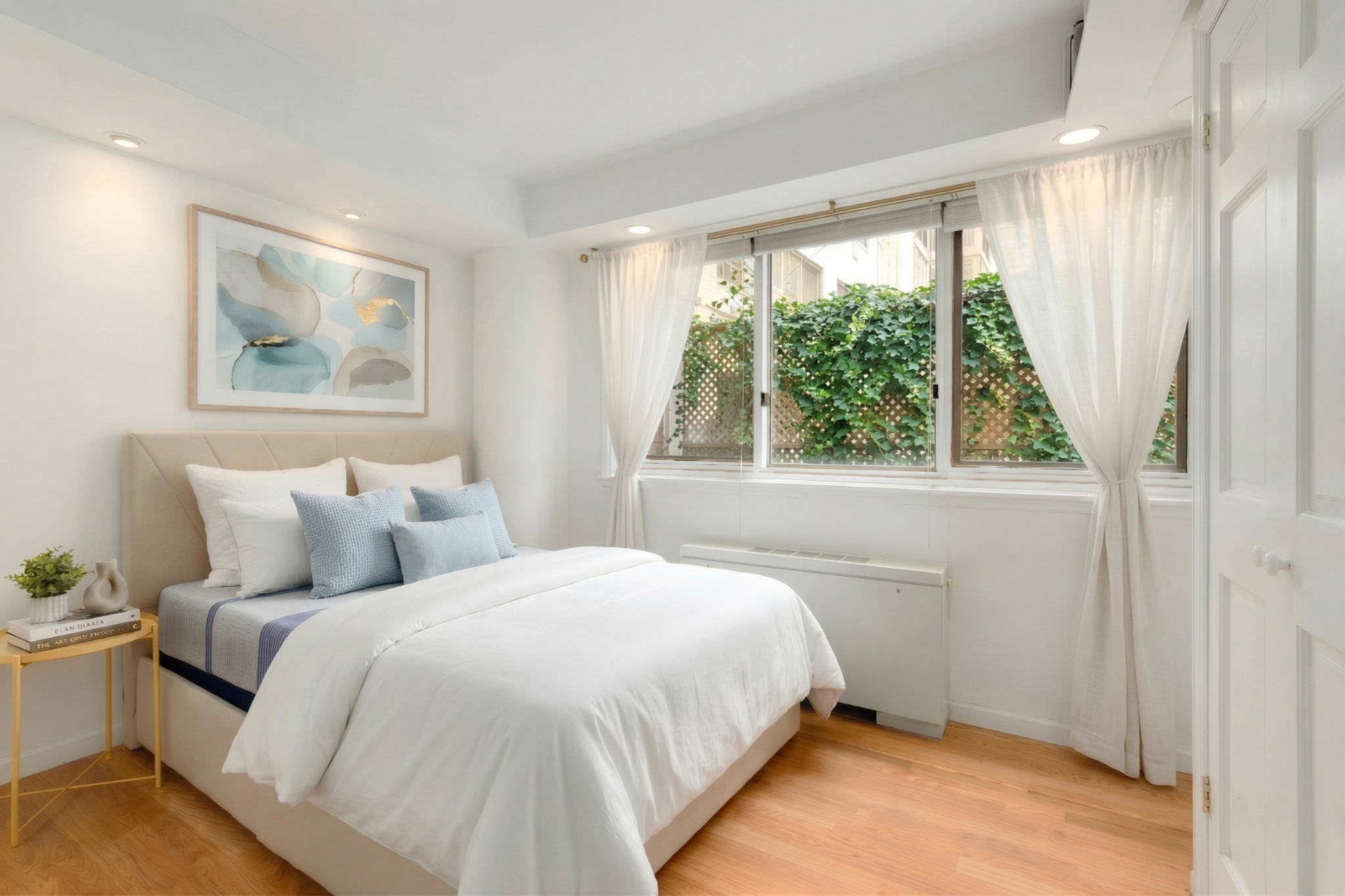 401 East 65th Street, Unit 2J Manhattan, NY 10065 - Photo 3 of 9