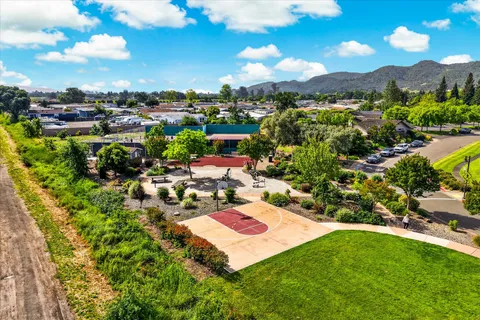 $1,699,000 | 1866 Oak Circle, Yountville, CA 94599