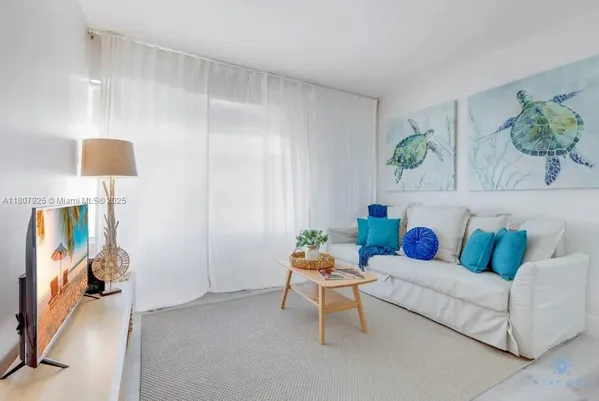 $299,000 | 7326 Collins Avenue, Unit 201, Miami Beach, FL 33141