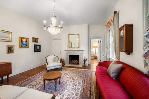 Contact Agent | 16 West Read Street, Baltimore, MD 21201