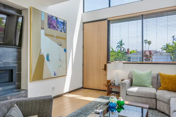 $3,825,000 | 2325 Cloy Avenue, Venice, CA 90291