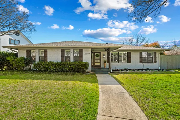 $860,000 | 10717 Ferndale Road, Dallas, TX 75238