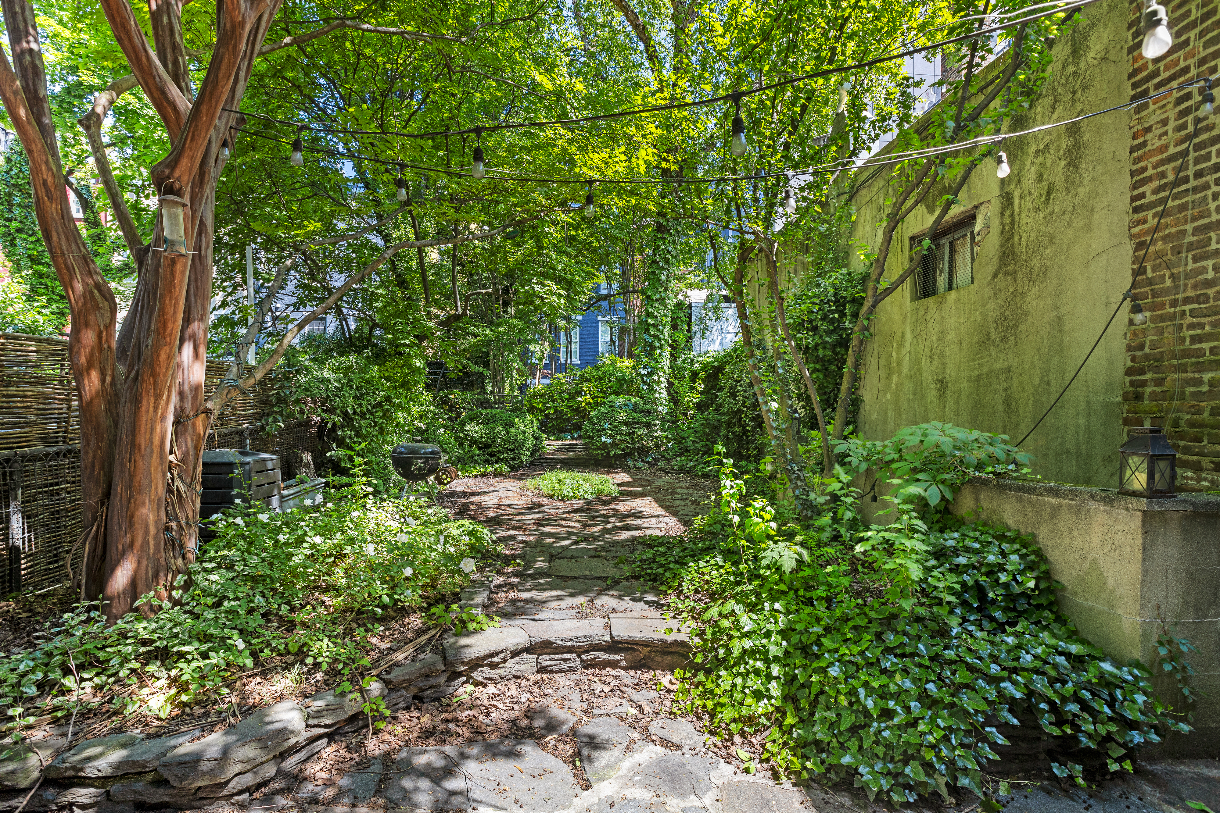 74 MacDougal Street Manhattan, NY 10012 - Photo 25 of 31