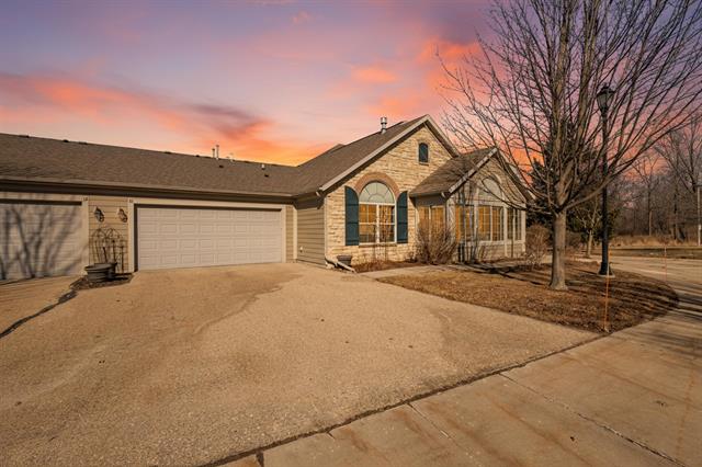 10 Pond View Way Fitchburg, WI 53711 - Photo 8 of 68