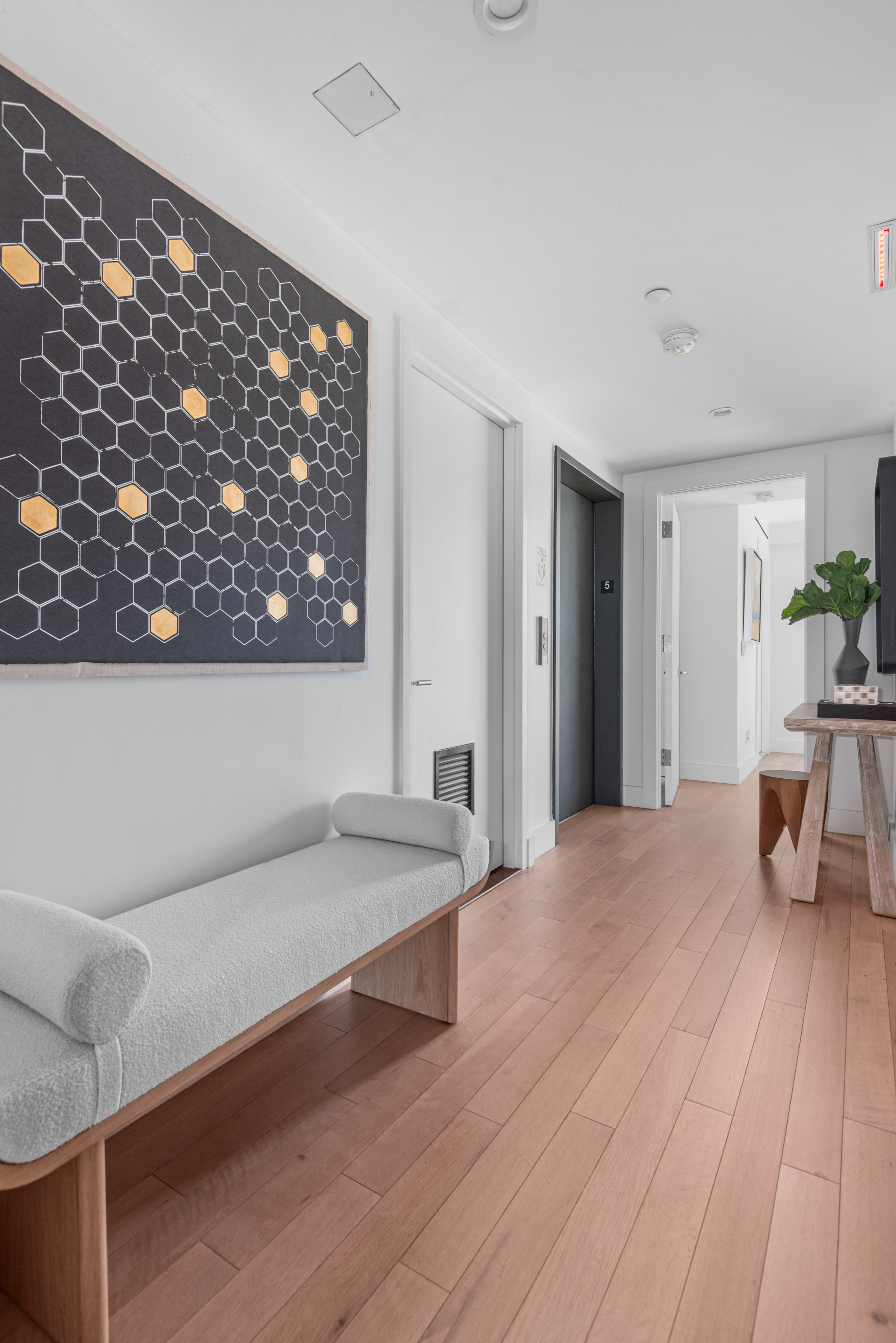 476 Union Avenue, Unit PH5A Brooklyn, NY 11211 - Photo 7 of 17 a spacious bathroom with a sink and a window