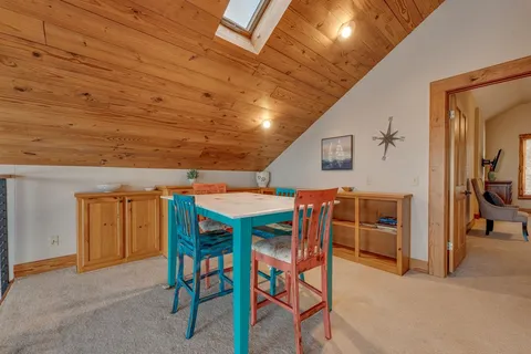 $1,495,000 | 21008 Lakeshore Drive West, Spicewood, TX 78669