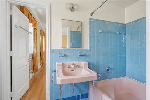 Contact Agent | 3130 Woodland Drive Northwest, Washington, DC 20008