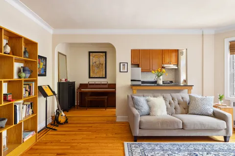 $345,000 | 34-24 82nd Street, Unit 2B | Jackson Heights