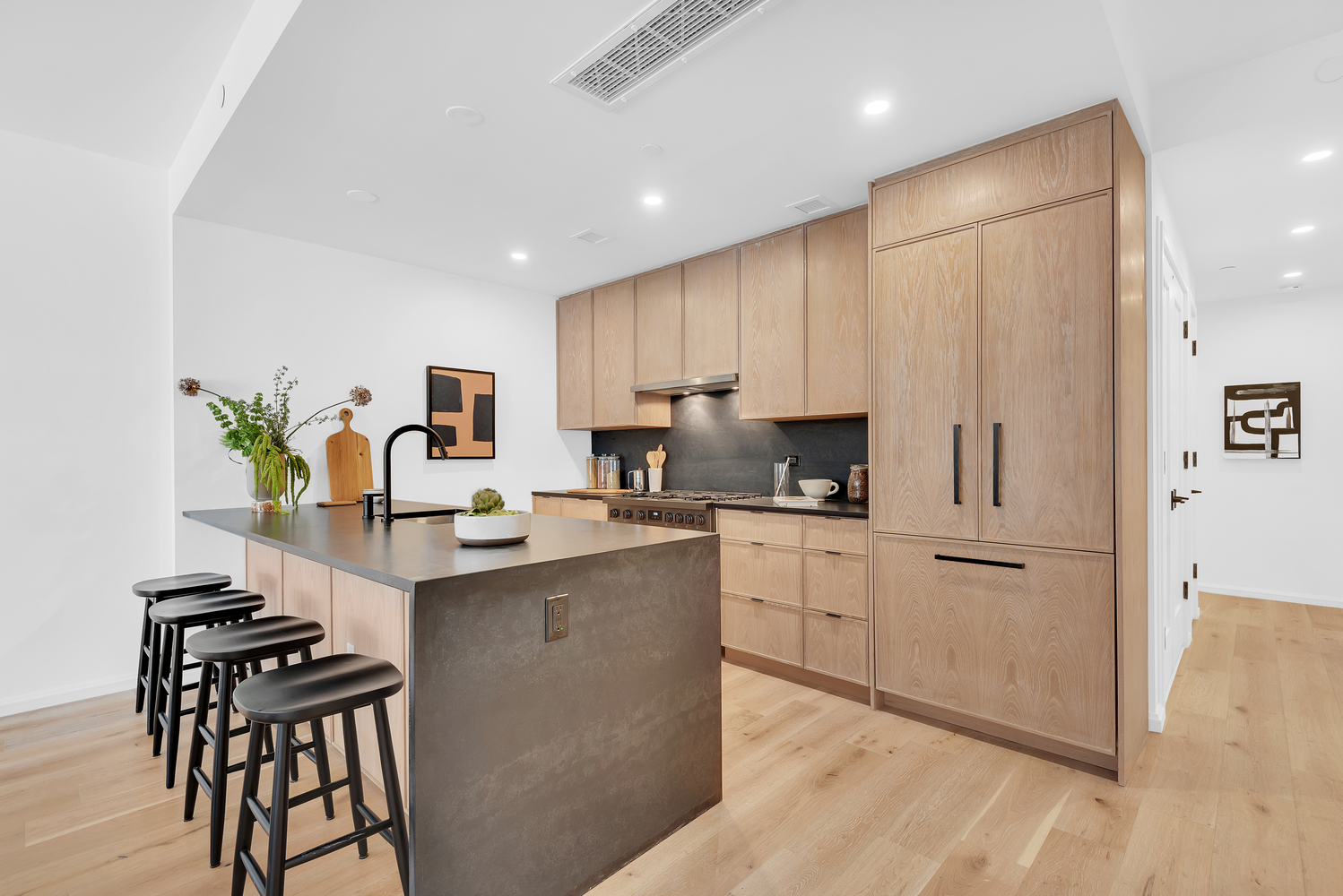 532 Clinton Avenue, Unit 3A Brooklyn, NY 11238 - Photo 4 of 13