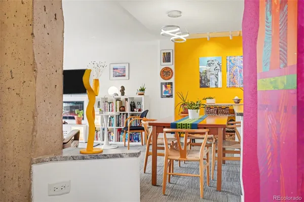 $349,000 | 1020 15th Street, Unit 32L, Denver, CO 80202