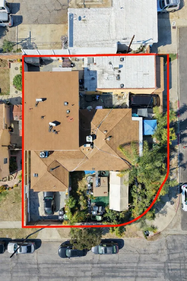 $1,450,000 | 7703 North Hollywood Way, Burbank, CA 91505