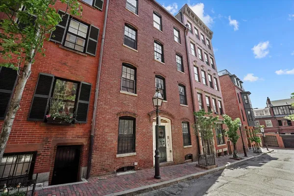 $6,850,000 | 130 Myrtle Street, Boston, MA 02114