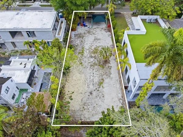 $6,495,000 | 3770-3792 Kumquat Avenue, Miami, FL 33133