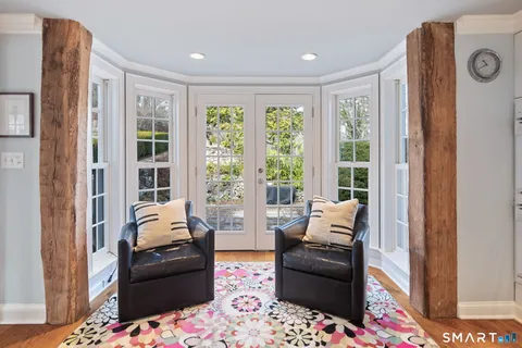 $2,698,000 | 135 Comstock Hill Road, New Canaan, CT 06840