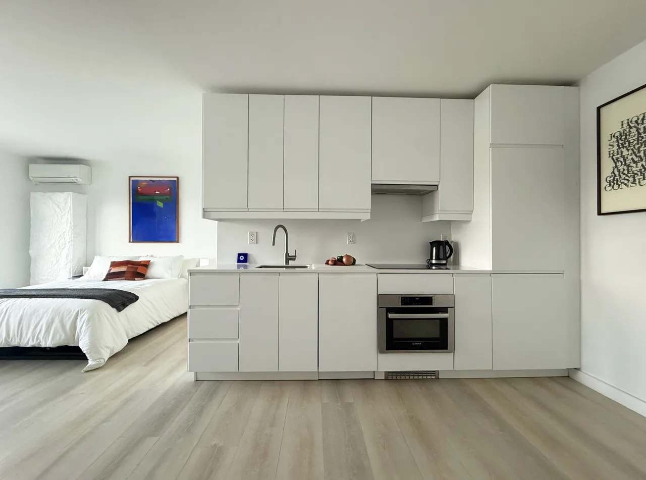 $575,000 | 25-40 Shore Boulevard, Unit 3P | Astoria