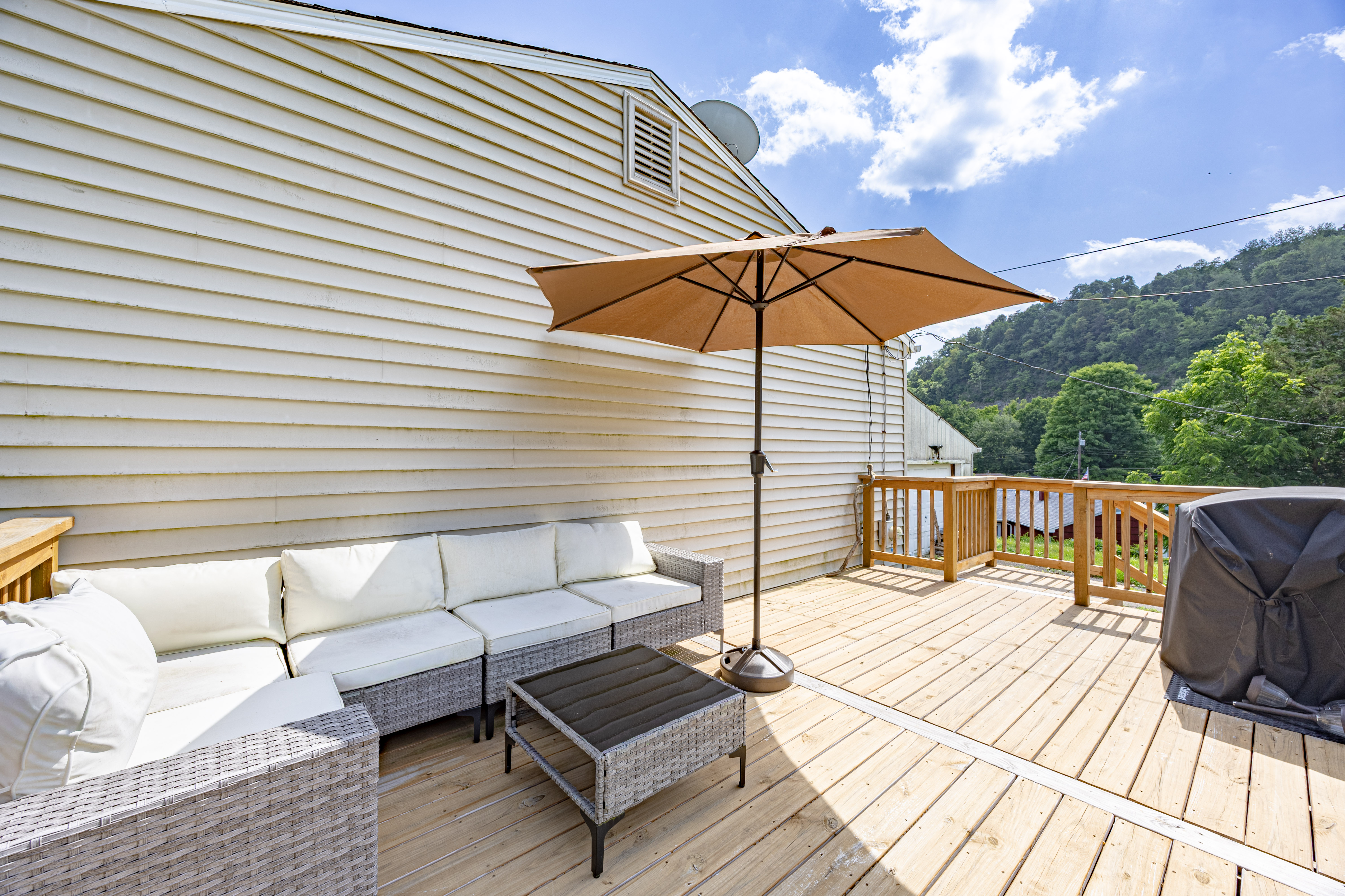 1545 Saxonburg Road Natrona Heights, PA 15065 - Photo 16 of 19