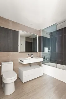 $2,075,000 | 540 West 49th Street, Unit PH3N | Hell's Kitchen