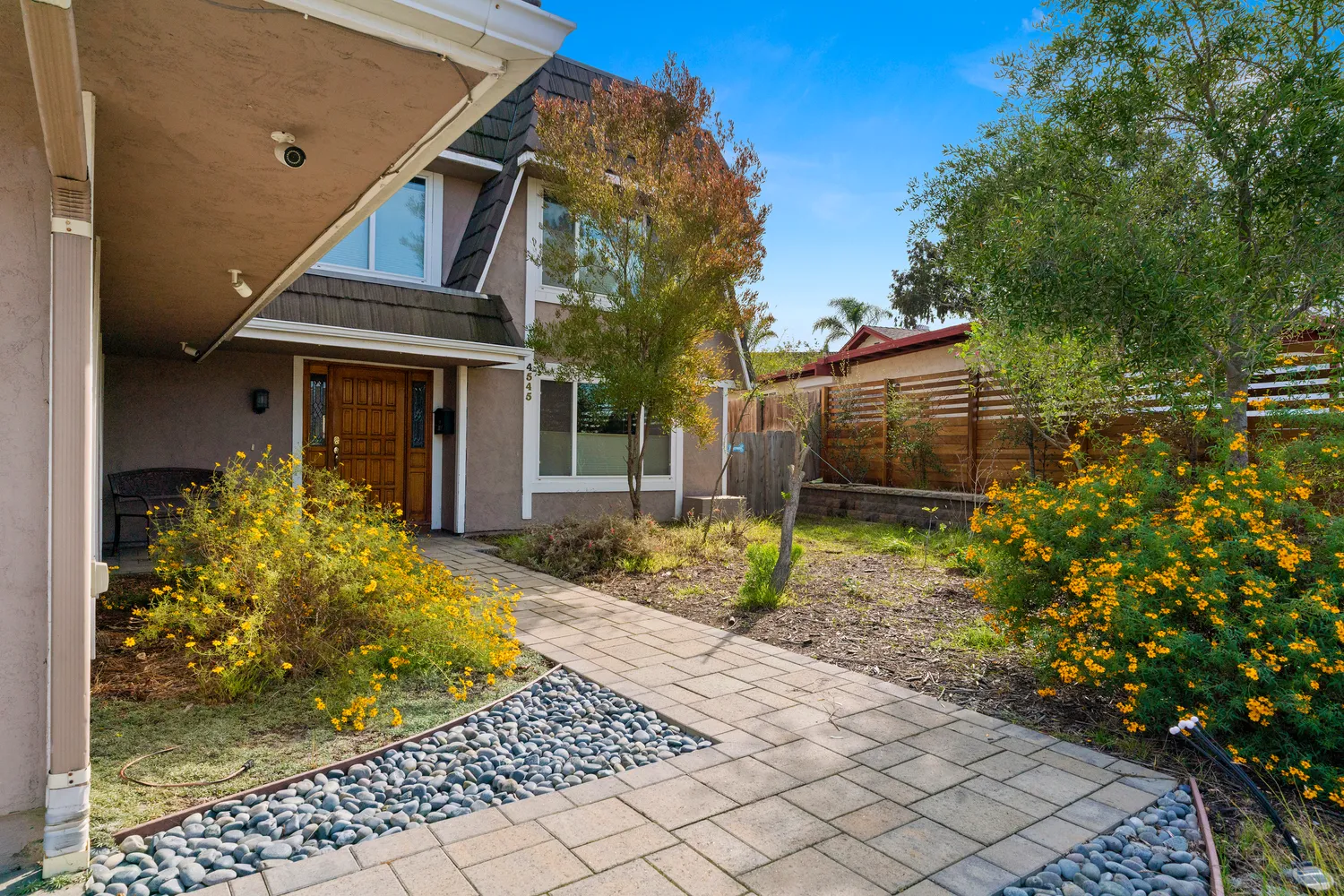 $1,700,000 | 4545 Benhurst Avenue, San Diego, CA 92122