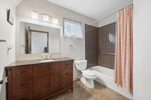 $585,000 | 7220 16th Avenue, Takoma Park, MD 20912