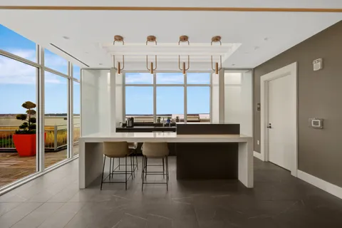 $960,000 | 925 North Fairfax Street, Unit 610, Alexandria, VA 22314