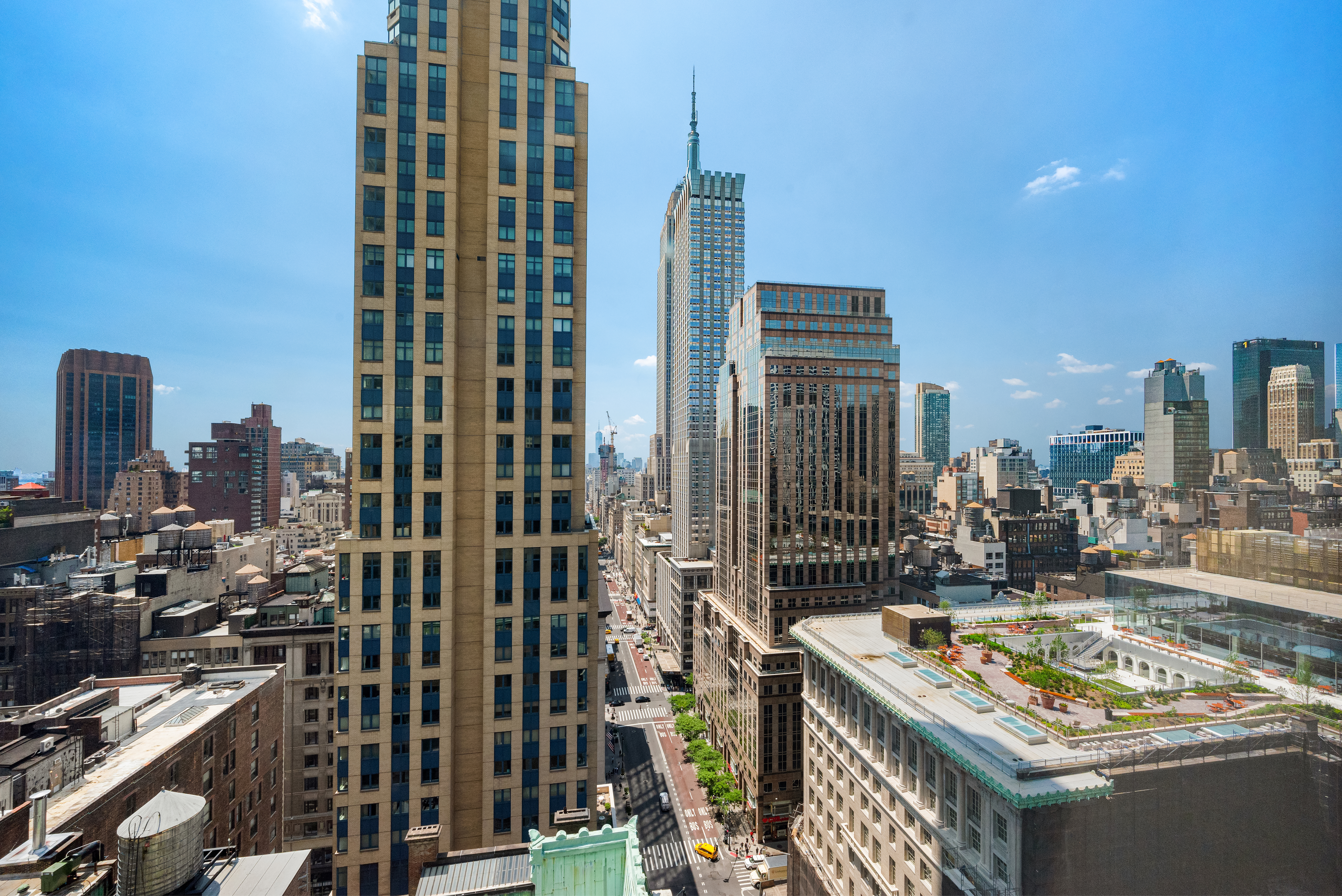 445 5th Avenue, Unit 26C Manhattan, NY 10016 - Photo 7 of 11 a view of a city with tall buildings