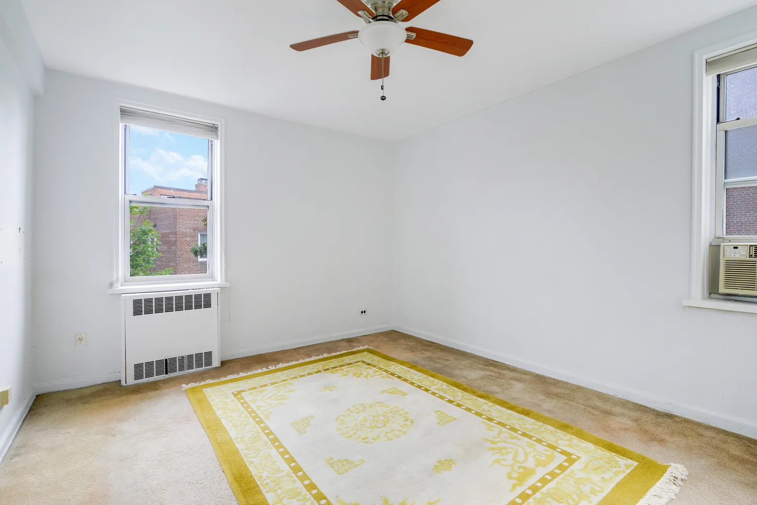 $160,000 | 5614 Netherland Avenue, Unit 4E | North Riverdale