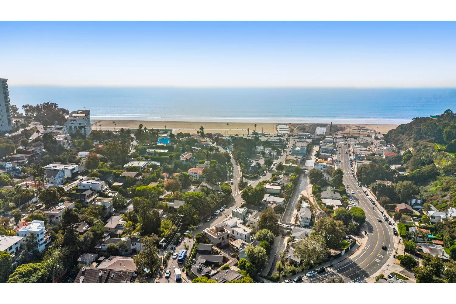 $3,295,000 | 257 Entrada Drive, Santa Monica, CA 90402