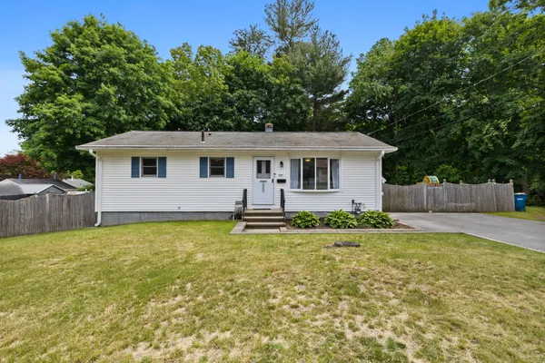 $625,000 | 447 Shawsheen Street, Tewksbury, MA 01876
