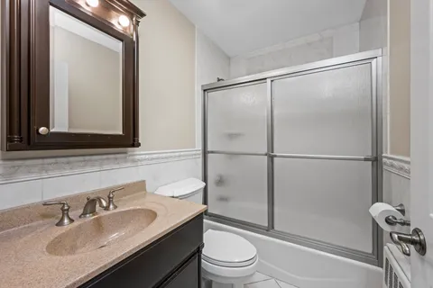 $669,000 | 522 Stewart Avenue | South New York