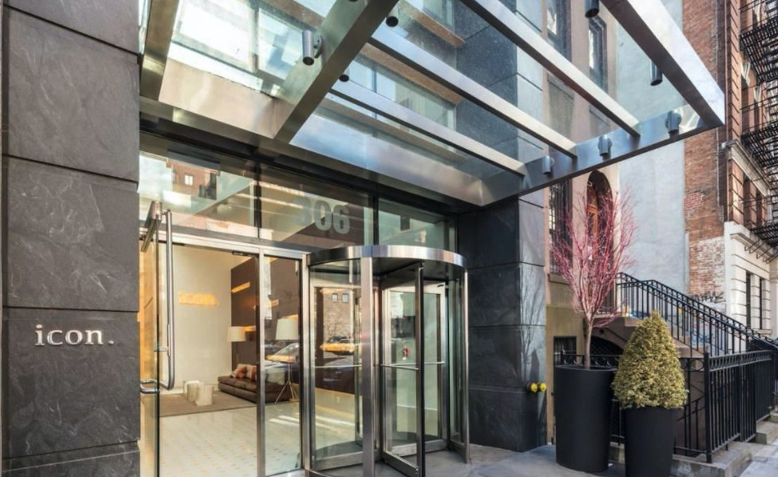 306 West 48th Street, Unit 35B Manhattan, NY 10036 - Photo 6 of 7