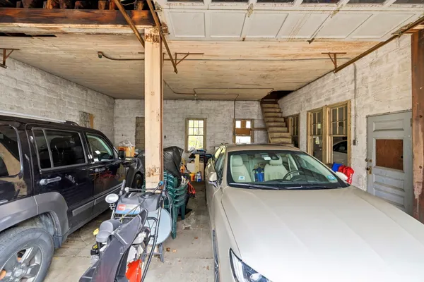 Contact Agent | 55 Winthrop Street, Everett, MA 02149