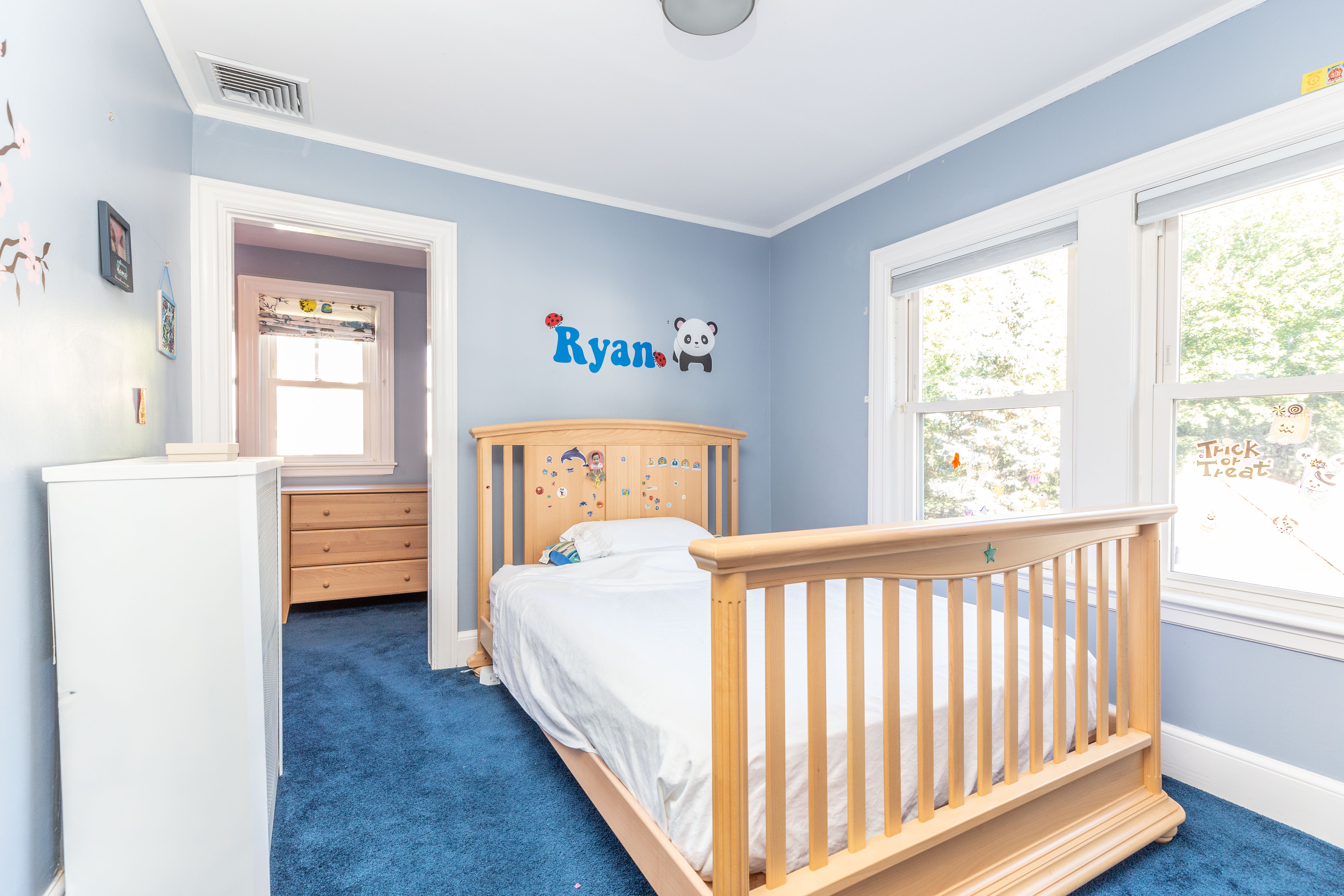 290 Dorset Road Waban, MA 02468 - Photo 17 of 23 a bedroom with a bed and a window