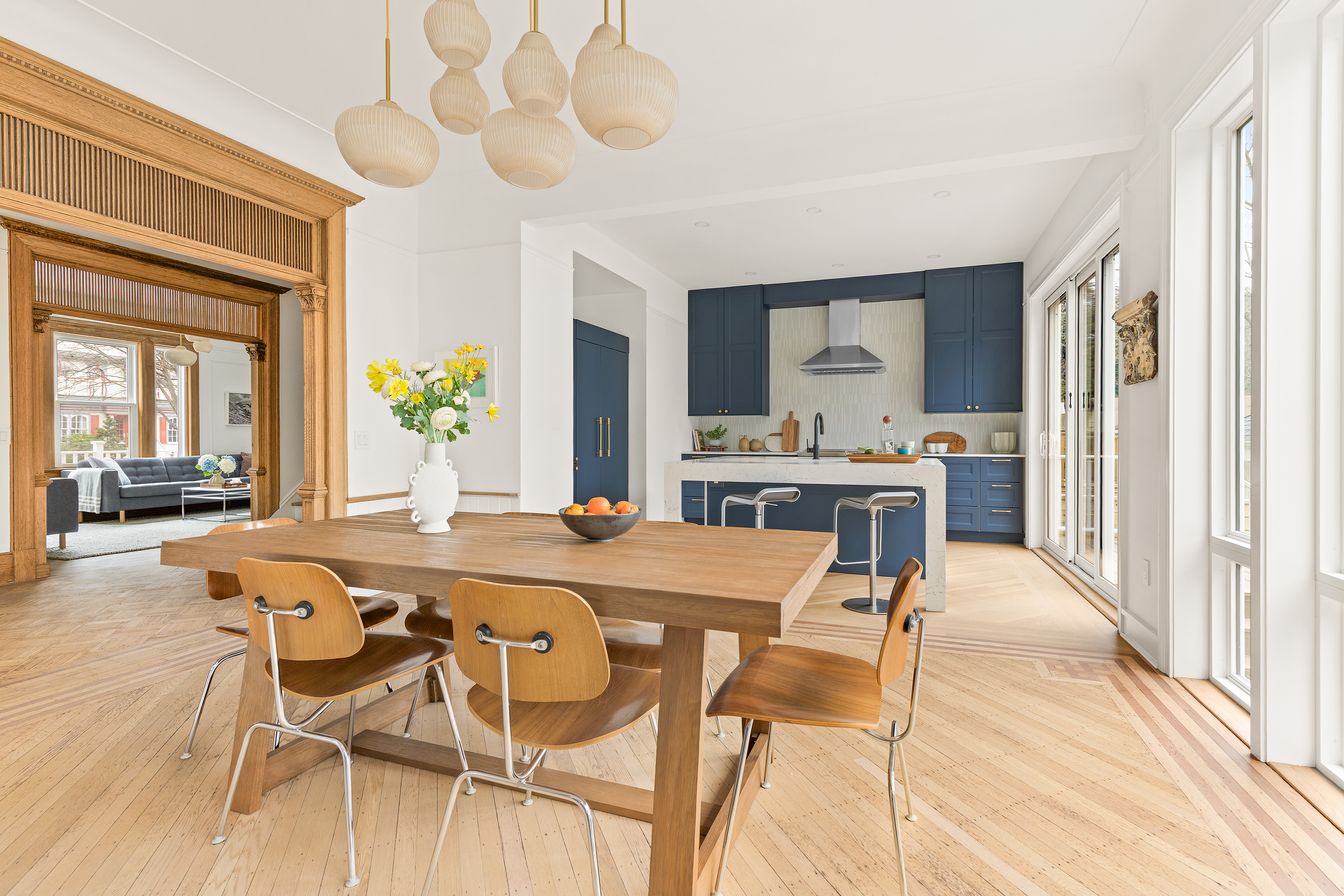 467 Rugby Road Brooklyn, NY 11226 - Photo 6 of 22 a dining room with furniture and window