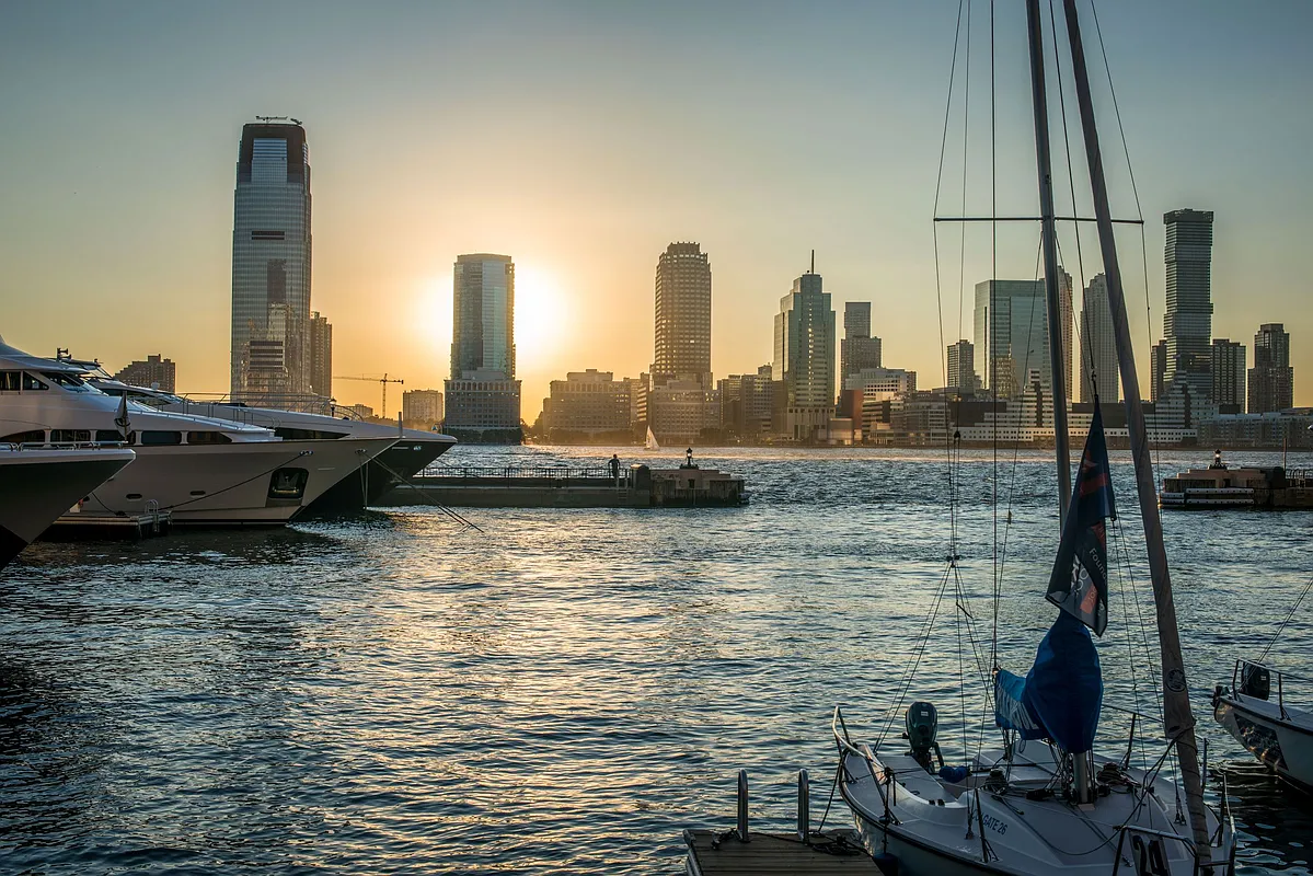 200 Rector Place, Unit 19H Manhattan, NY 10280 - Photo 13 of 14